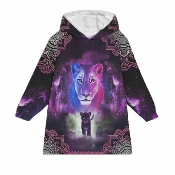 To My Daughter Lion Blanket Hoodie 1